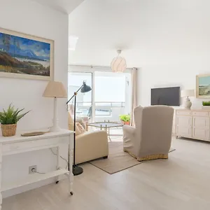  Apartamento Tgh/ Beachfront And Center